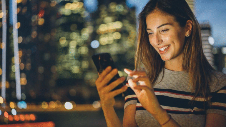 7 Proven Texts That Turn Any Lead Into Your Next Date